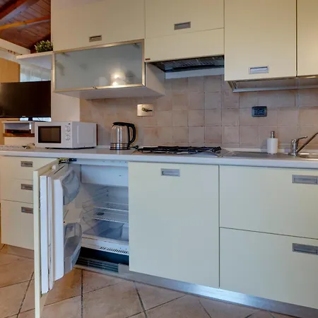 Апартаменты 335 - Montebello Monolocale C, Relax Nel Con Piscina